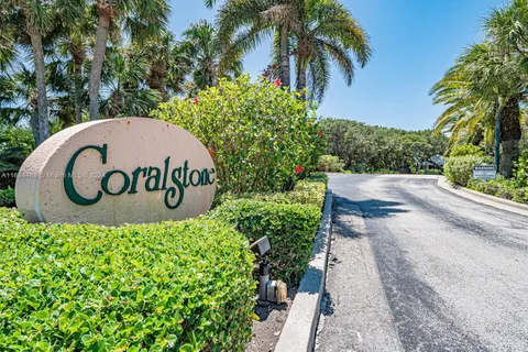 1406 Coral Oak Ln # 903, Vero Beach FL 32963