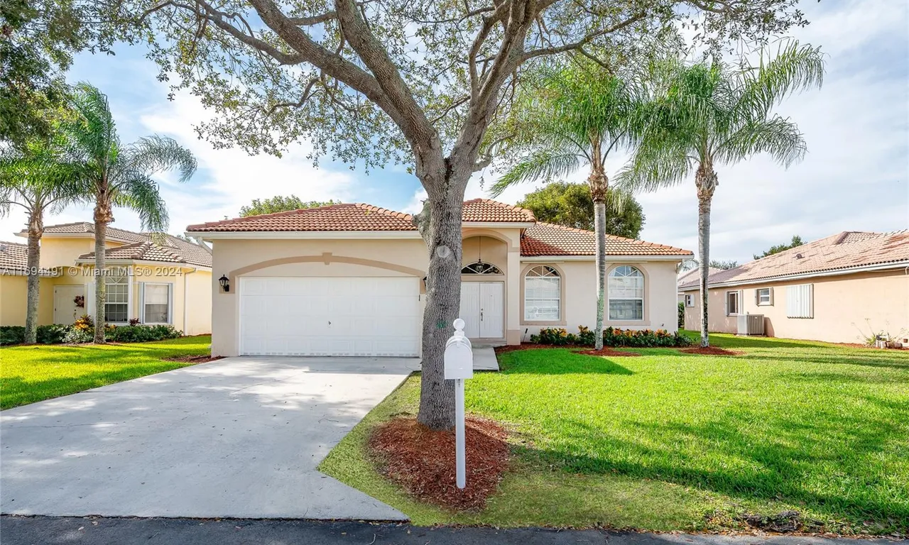 482 SE 23rd Dr, Homestead FL 33033