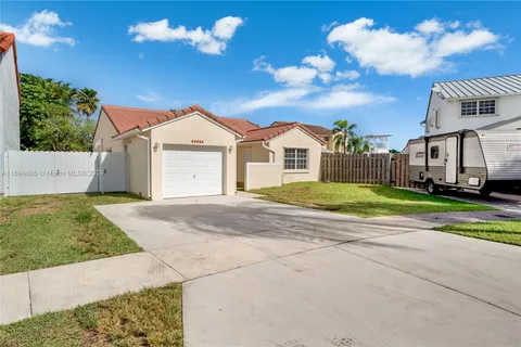 12229 SW 250th St, Homestead FL 33032