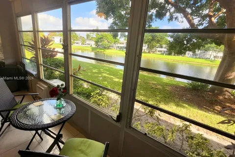 182 Ellesmere D # 182, Deerfield Beach FL 33442