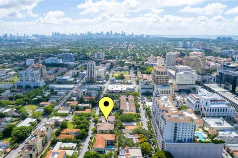 300 Majorca Ave # 205, Coral Gables FL 33134