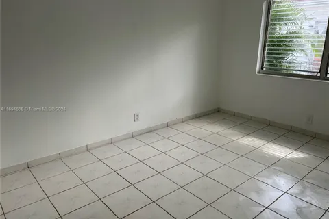 8201 Abbott Ave # 1, Miami Beach FL 33141