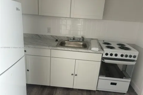 8201 Abbott Ave # 1, Miami Beach FL 33141