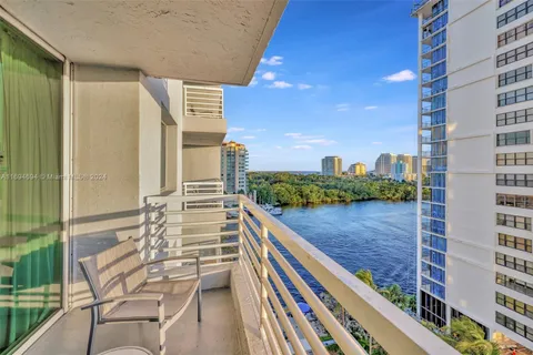 2670 E Sunrise Blvd # 905, Fort Lauderdale FL 33304