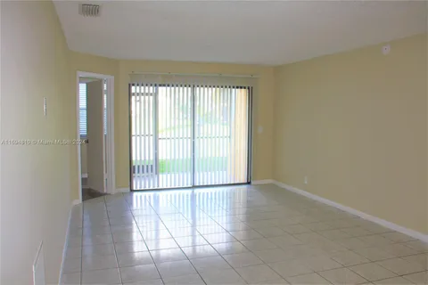 2531 NW 56th Ave # 109, Lauderhill FL 33313