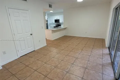 690 SW 7th Ter # 690, Florida City FL 33034