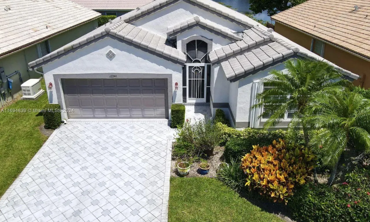 12244 Castle Pines Rd, Boynton Beach FL 33437