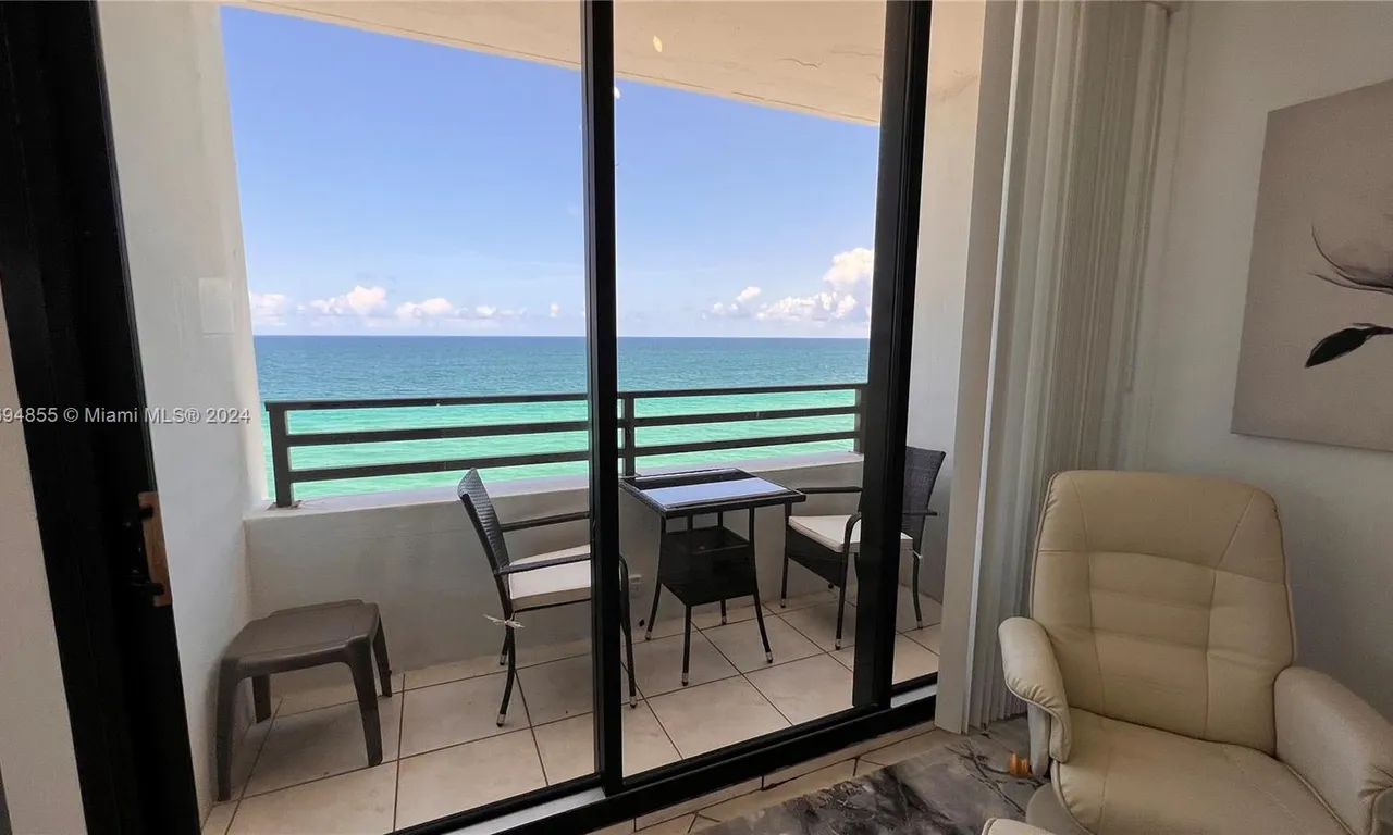 3505 S Ocean Dr # 912, Hollywood FL 33019