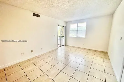 1257 SW 46th Ave # 1814, Pompano Beach FL 33069