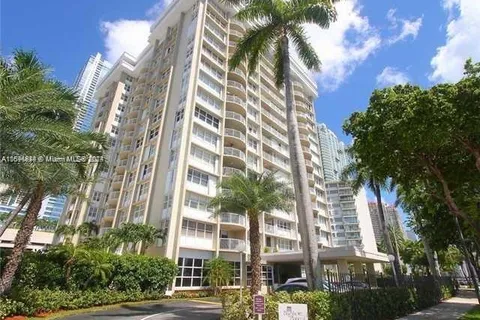 1420 Brickell Bay Dr # 1506D, Miami FL 33131