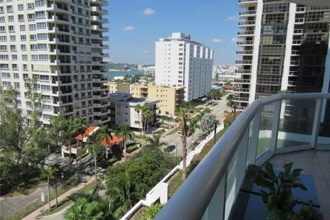 6365 Collins Ave # 1008, Miami Beach FL 33141