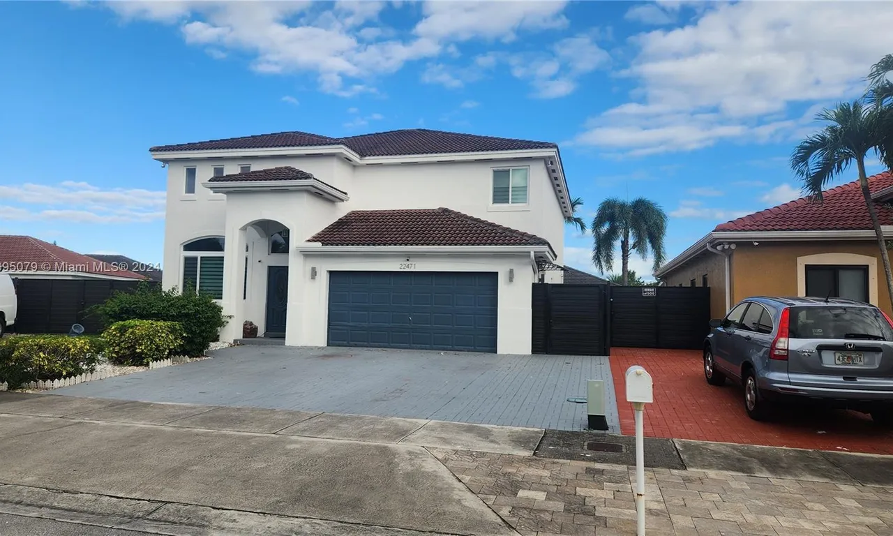 22471 SW 103rd Ct, Cutler Bay FL 33190