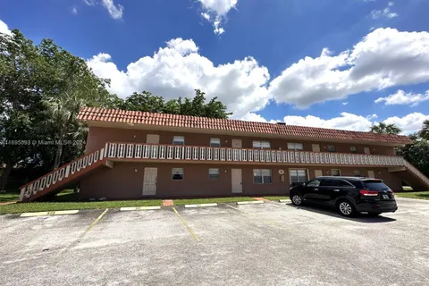 7830 NW 33rd St # 502, Davie FL 33024