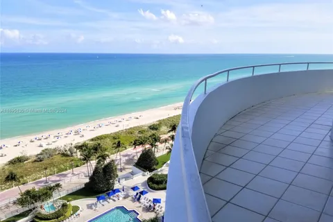 5161 Collins Ave # 1714, Miami Beach FL 33140