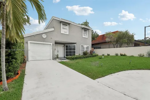 20014 NE 6th Ct Cir, Miami FL 33179