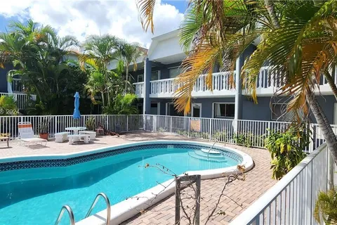 1125 NW 30th Ct # 10, Wilton Manors FL 33311