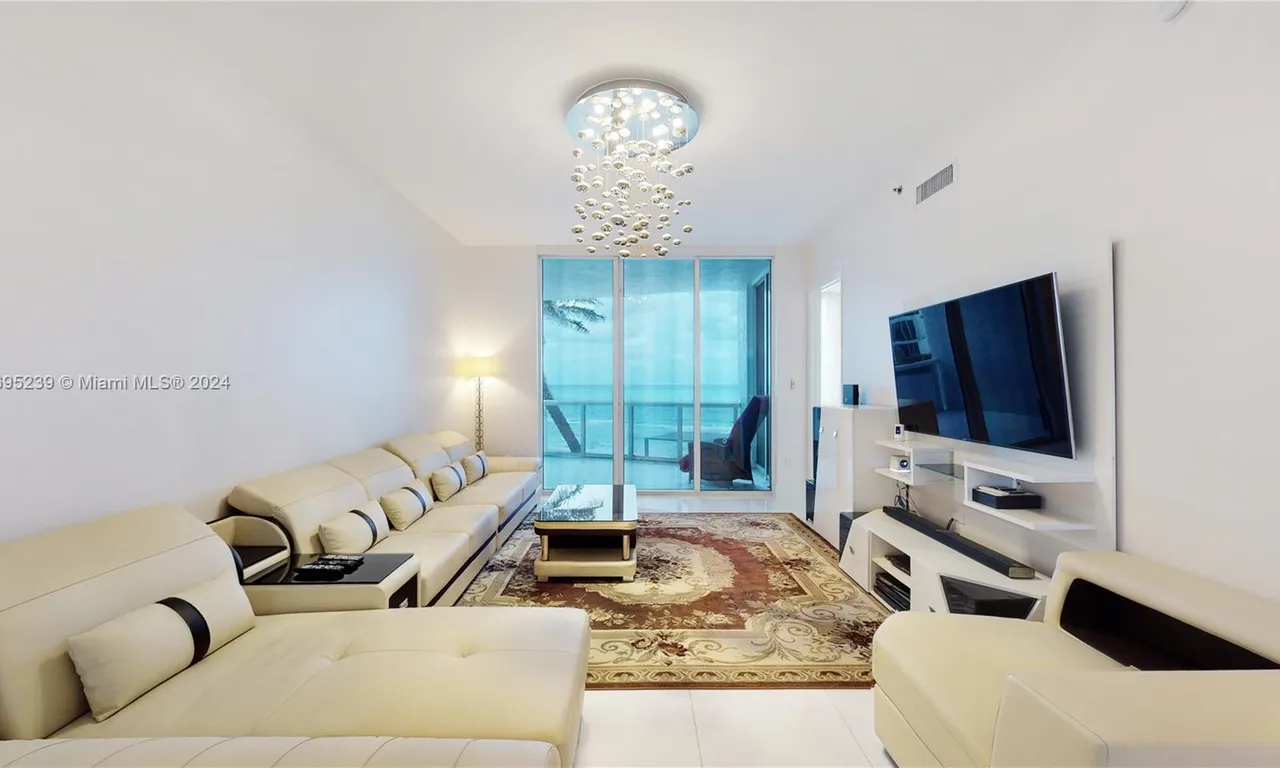 15811 Collins Ave # 504, Sunny Isles Beach FL 33160