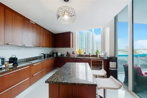 15811 Collins Ave # 504, Sunny Isles Beach FL 33160