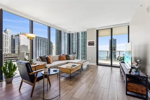 1010 Brickell Ave # 2401, Miami FL 33131