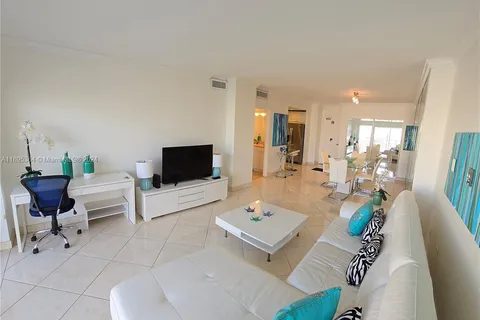 300 Bayview Dr # 2003, Sunny Isles Beach FL 33160