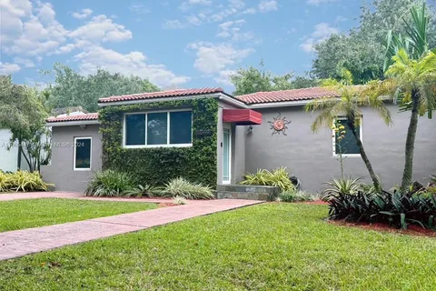 549 South Dr, Miami Springs FL 33166