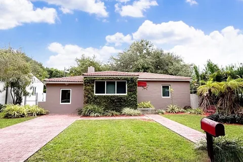 549 South Dr, Miami Springs FL 33166