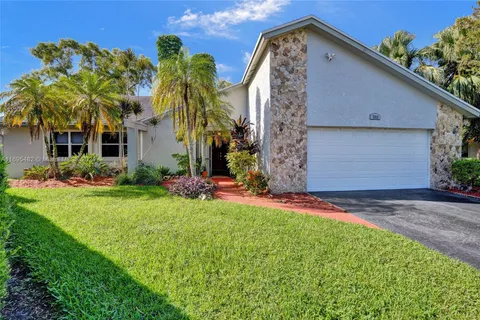 7313 Corkwood Ter, Tamarac FL 33321