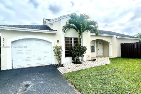 5508 NW 101st Ct # 5508, Doral FL 33178