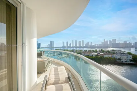 7000 Island Blvd # 1001, Aventura FL 33160