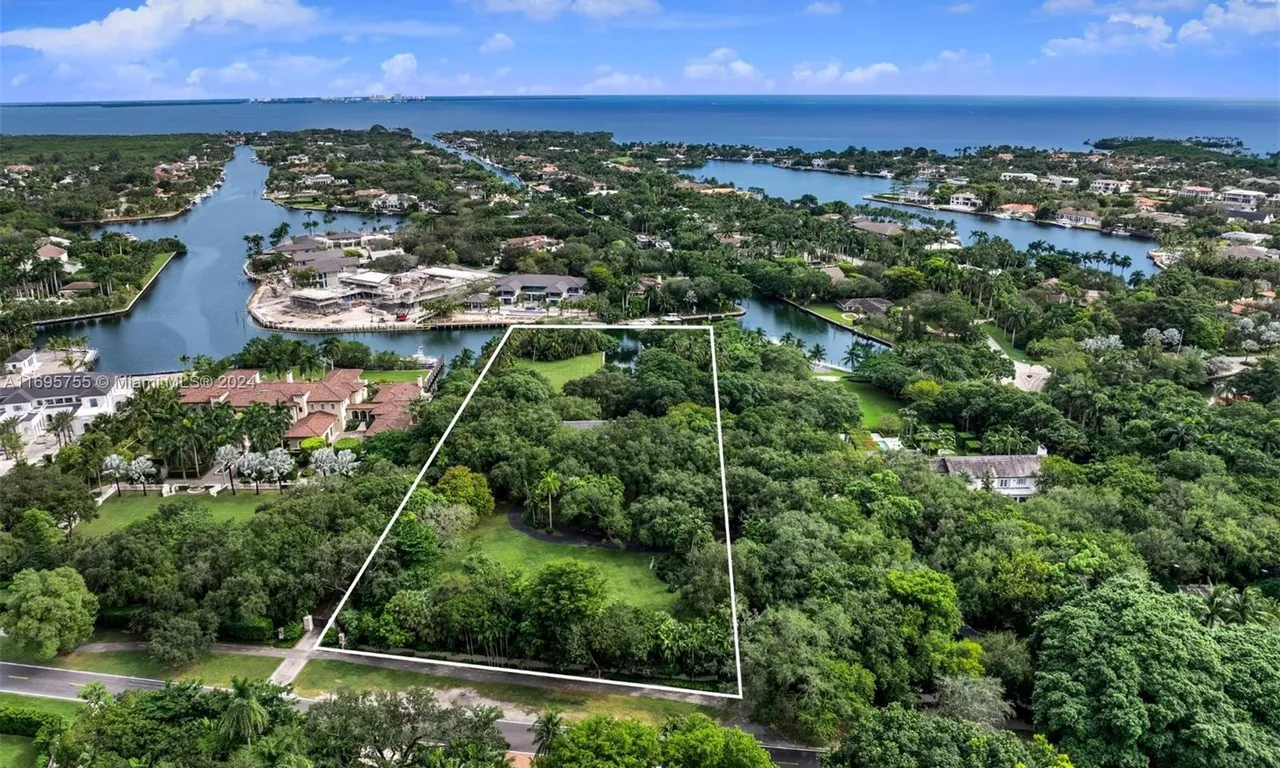 8565 Old Cutler Rd, Coral Gables FL 33143