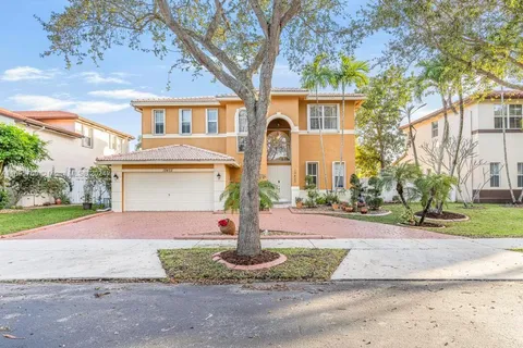 13452 SW 21st St, Miramar FL 33027