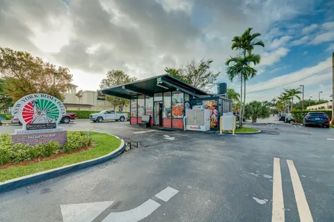 Pizzeria Restaurant For Sale in Palmetto Bay, Palmetto Bay FL 33157