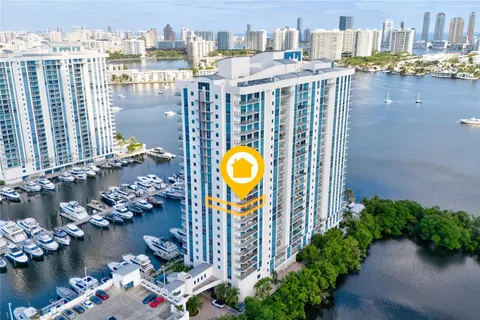 17111 Biscayne Blvd # 1202, North Miami Beach FL 33160