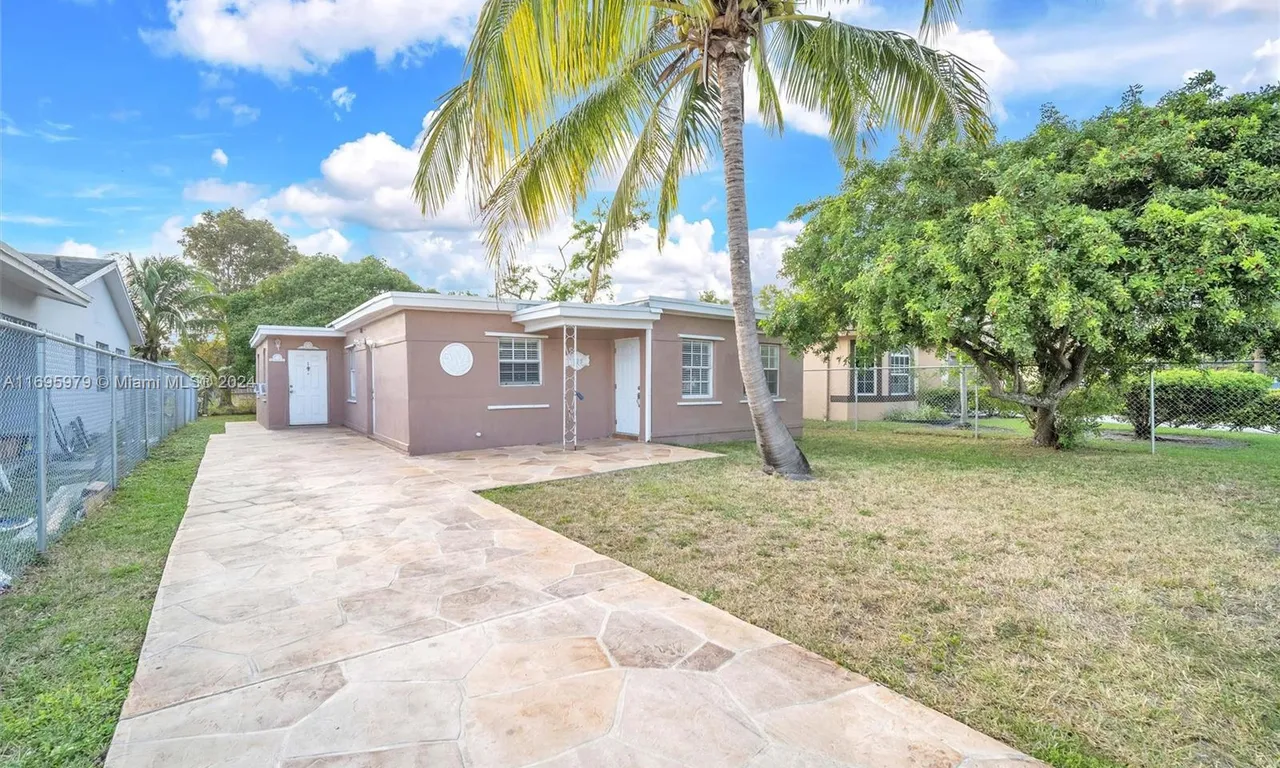 115 NW 28th Ave # 1, Fort Lauderdale FL 33311