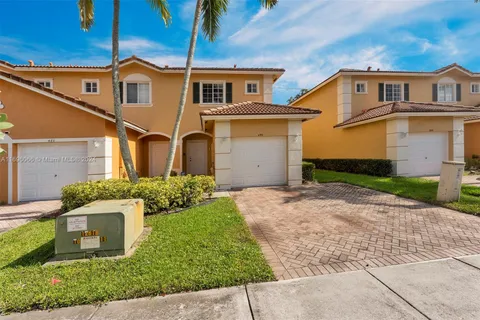 490 Princess Dr, Margate FL 33068