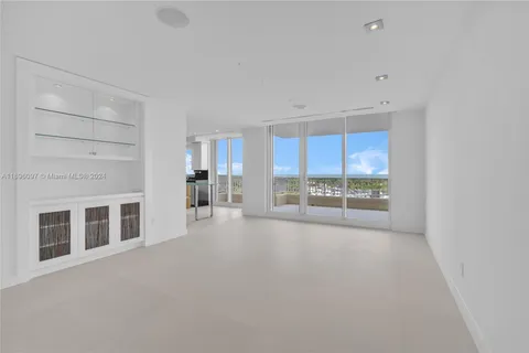 789 Crandon Blvd # 906, Key Biscayne FL 33149