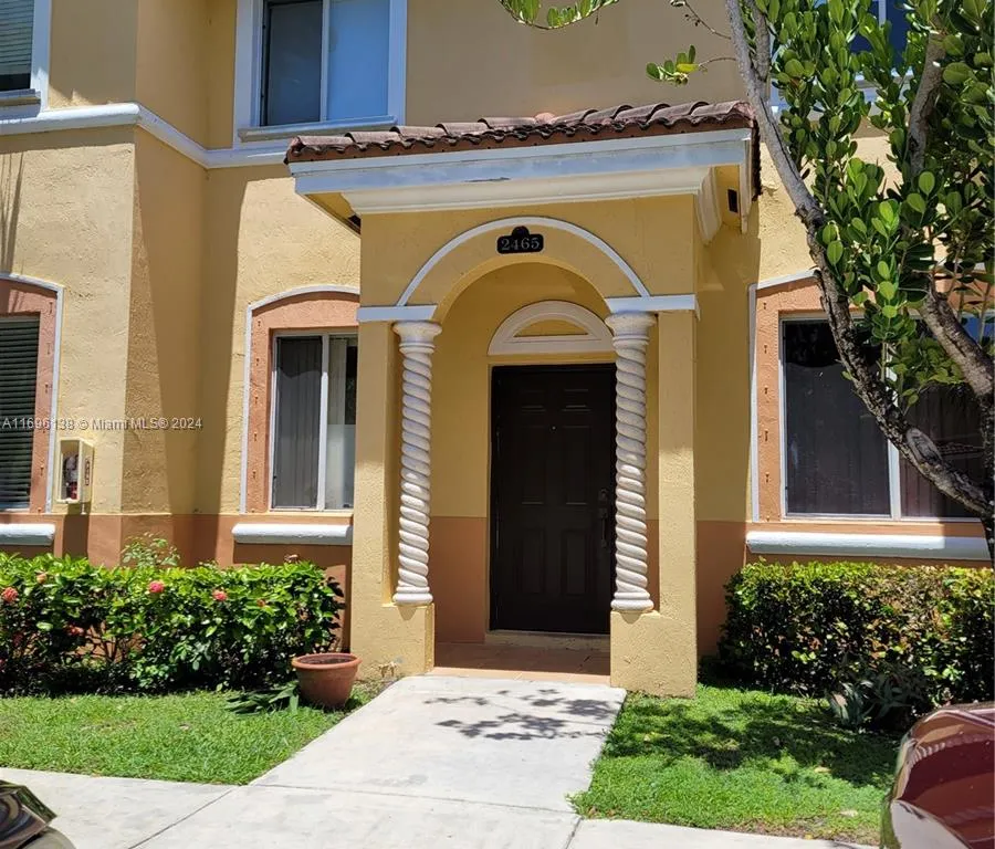 2465 SE 15th Pl # 200, Homestead FL 33035