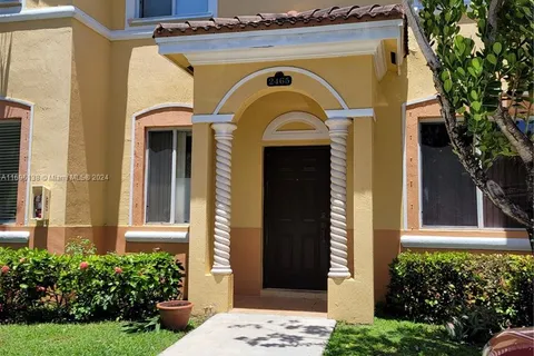 2465 SE 15th Pl # 200, Homestead FL 33035