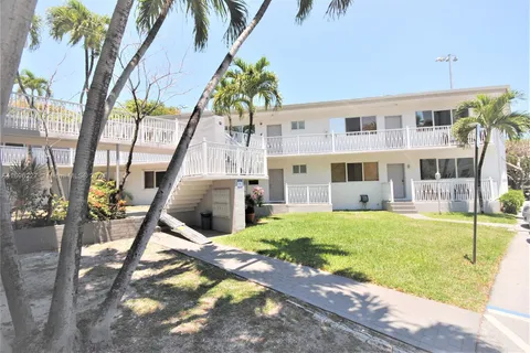 75 S Shore Dr # 3B, Miami Beach FL 33141