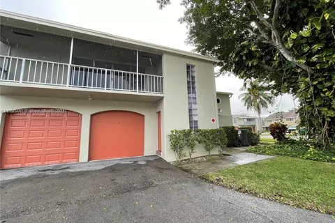 5880 NW 57 TH AVE # 7, Tamarac FL 33319