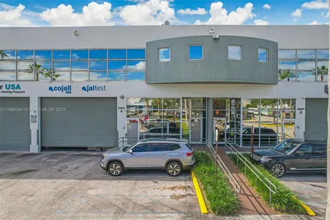 2200 NW 102nd Ave # 4B, Doral FL 33172