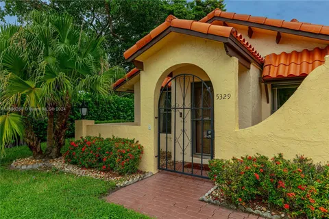 5329 Bolero Cir, Delray Beach FL 33484