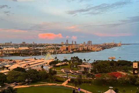 253 NE 2nd St # 1803, Miami FL 33132