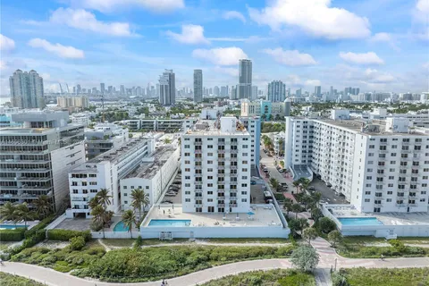 345 Ocean Dr # 321, Miami Beach FL 33139