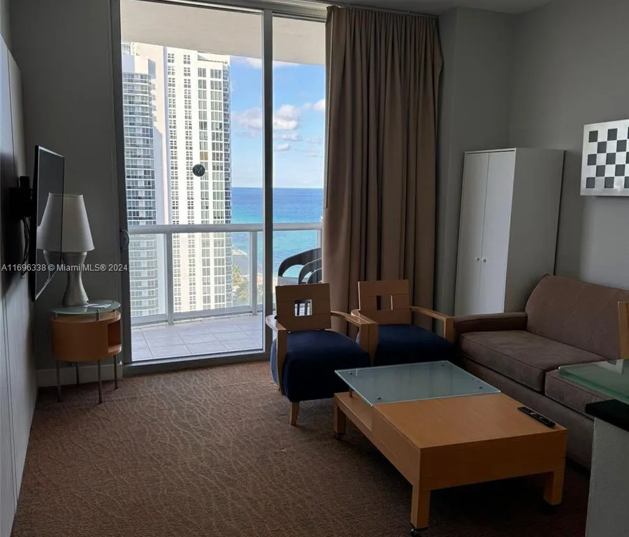 18683 Collins Ave, Sunny Isles Beach FL 33160