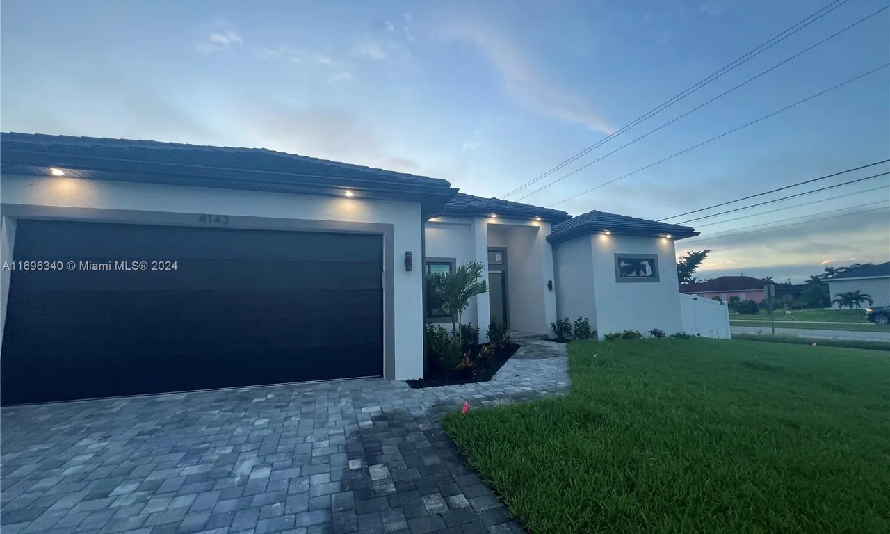 4143 SW 23rd PL, Cape Coral FL 33914