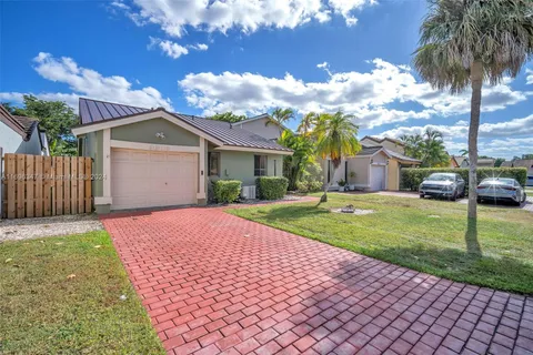 9605 SW 148th Pl, Miami FL 33196