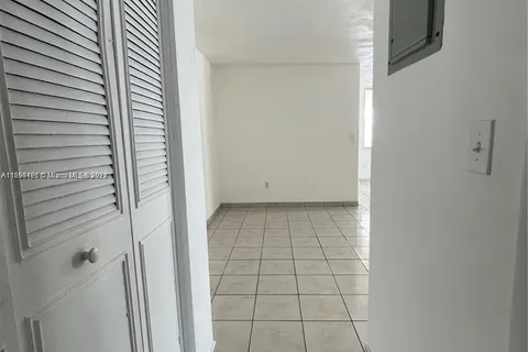 441 Collins Ave # 24, Miami Beach FL 33139