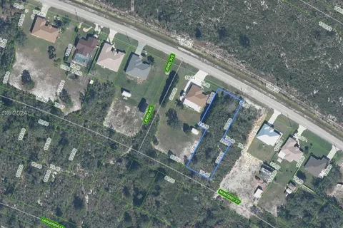 6153 Columbus Blvd, Sebring FL 33872