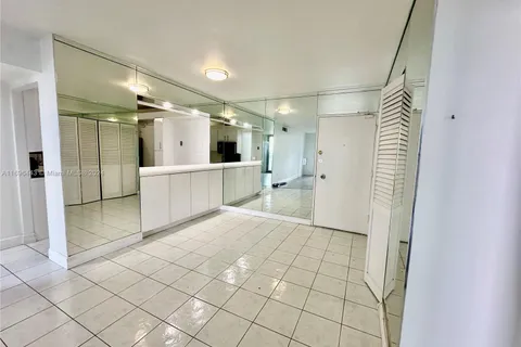 5555 Collins Ave # 7U, Miami Beach FL 33140